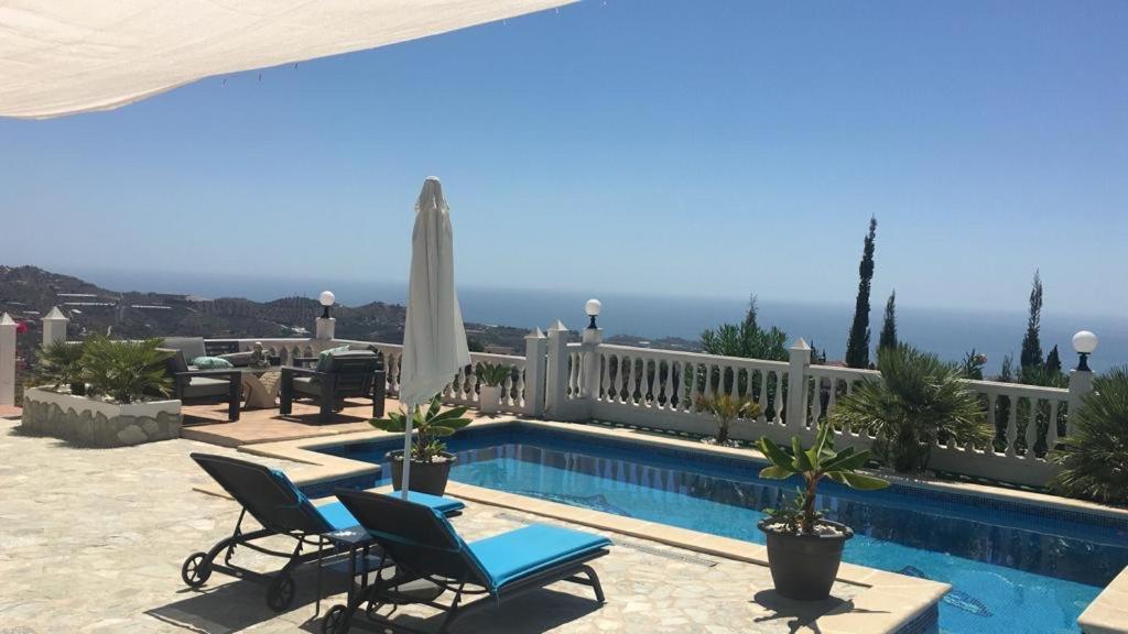 Villa Pura Vida Andalusien Algarrobo Eksteriør bilde